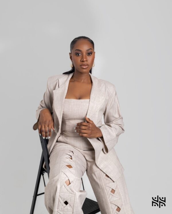 Michelle Pants Suit - Image 4